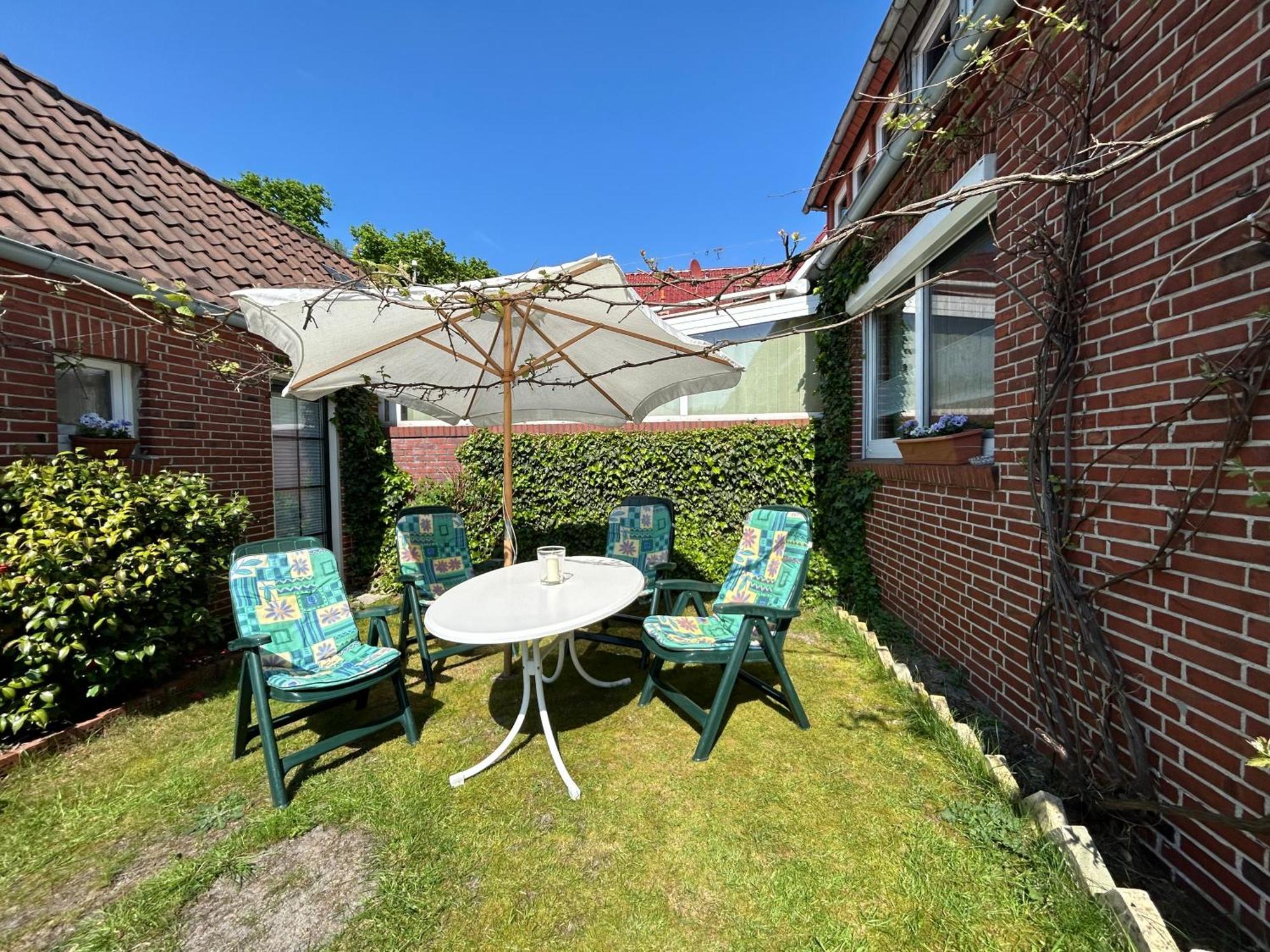 Haus Garten Parkplatz Nordsee * Papenburg